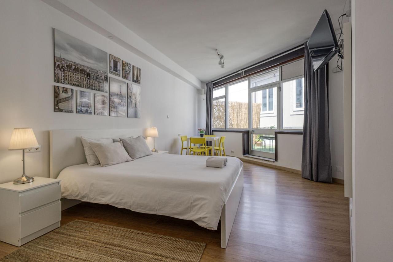 Travel & Live Aliados Apartment Porto Exterior photo