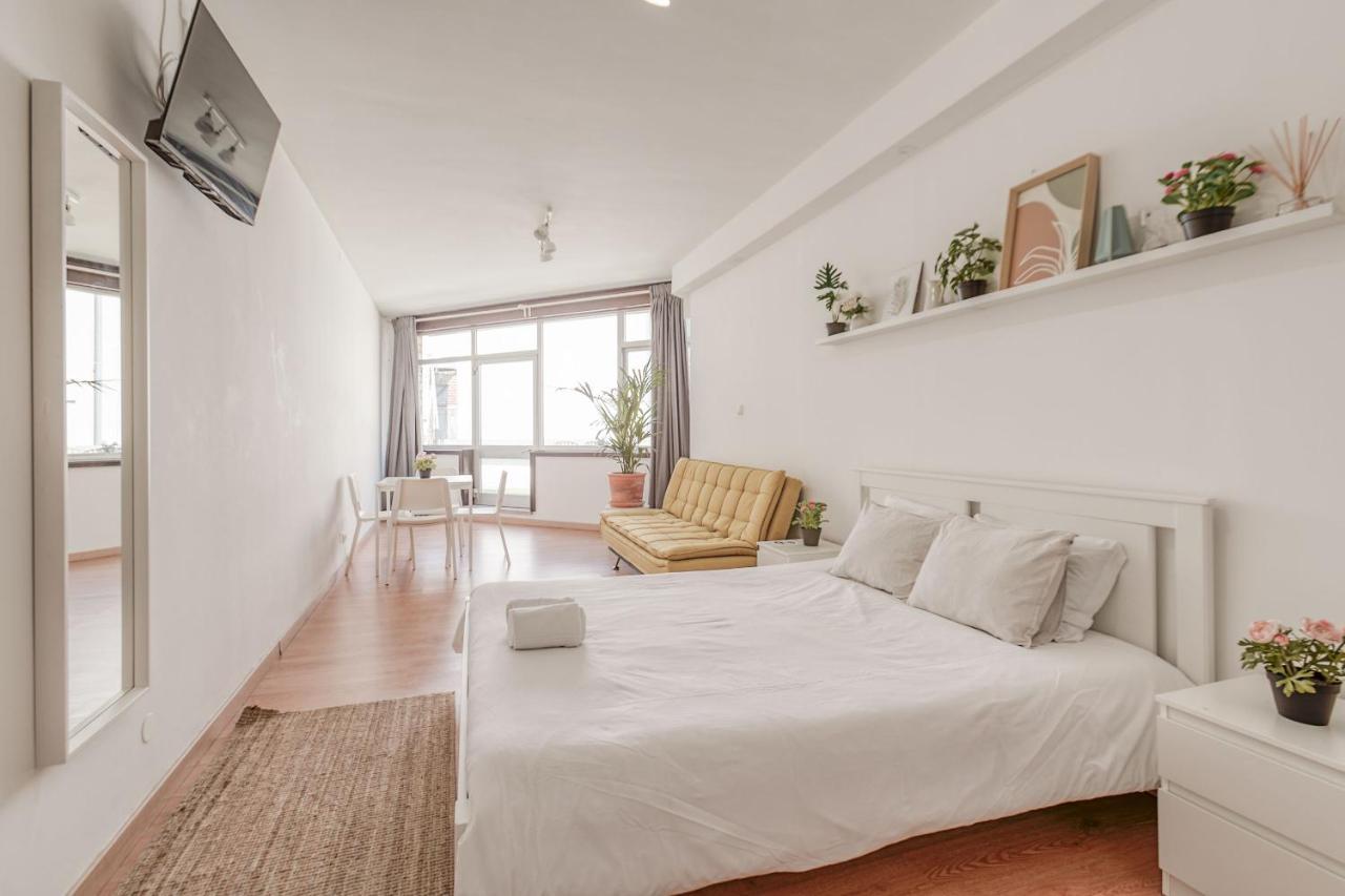 Travel & Live Aliados Apartment Porto Exterior photo