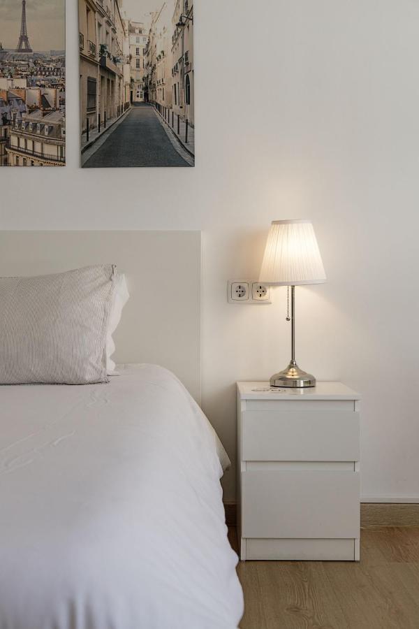 Travel & Live Aliados Apartment Porto Exterior photo