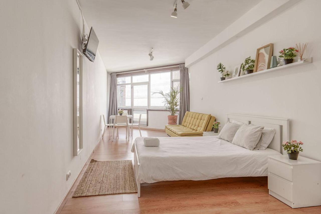 Travel & Live Aliados Apartment Porto Exterior photo