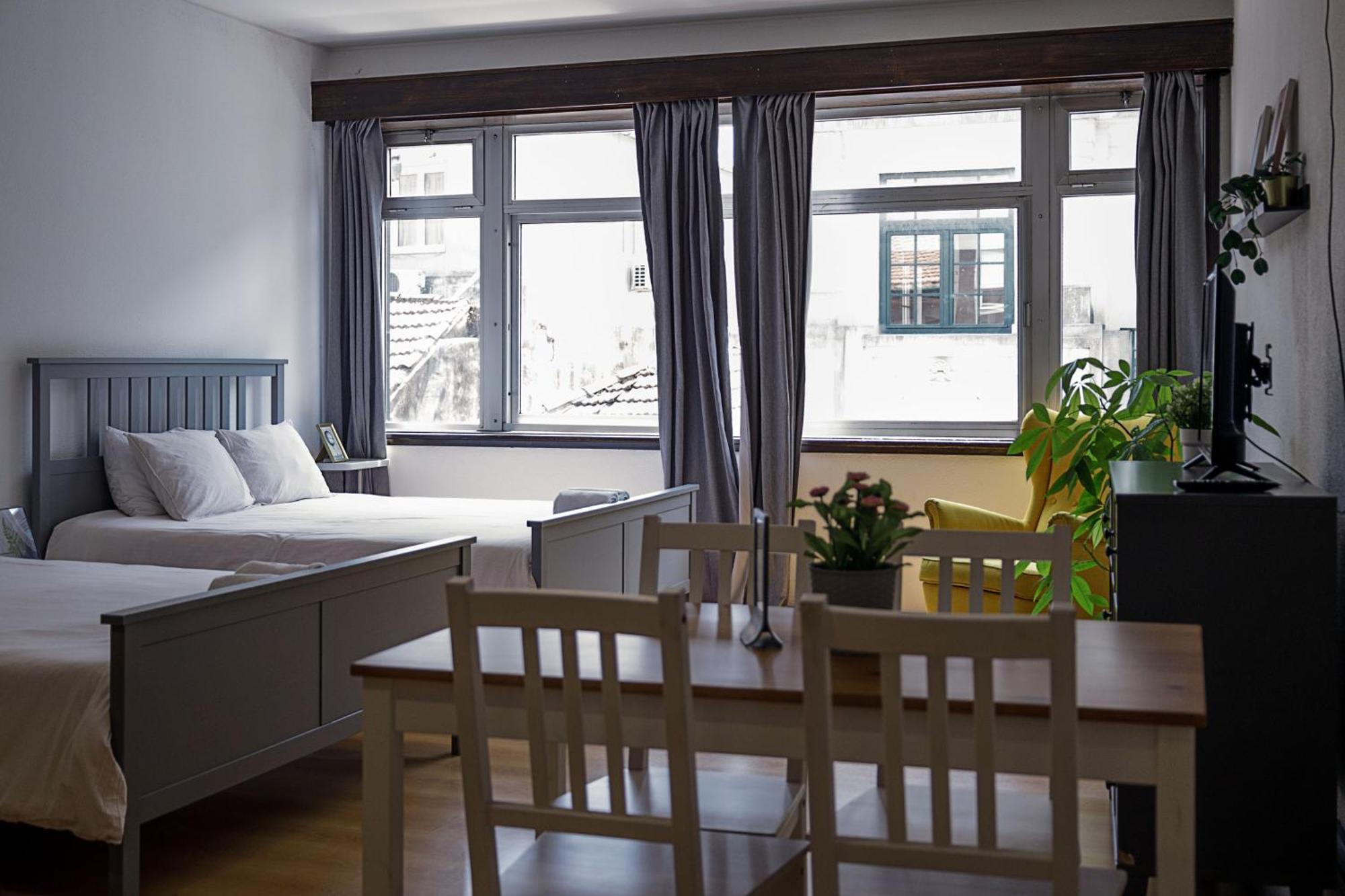 Travel & Live Aliados Apartment Porto Exterior photo