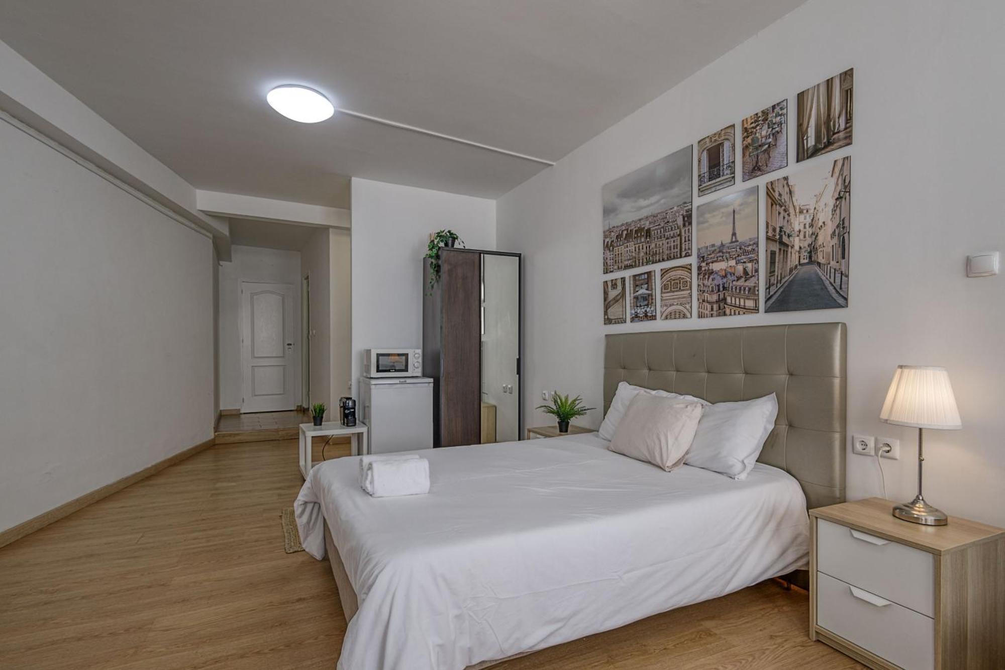 Travel & Live Aliados Apartment Porto Exterior photo