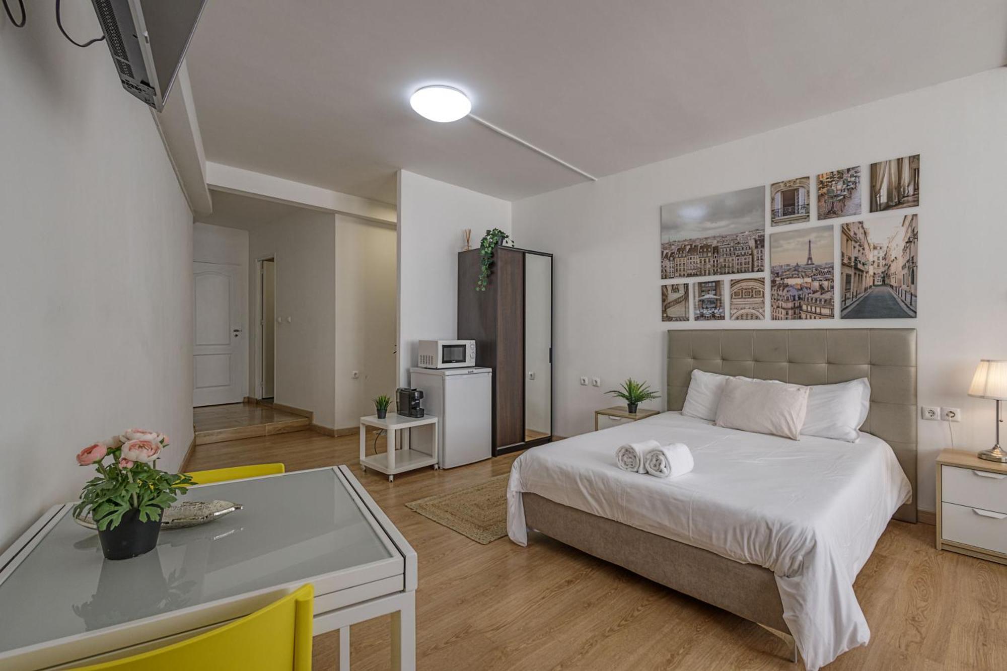 Travel & Live Aliados Apartment Porto Exterior photo